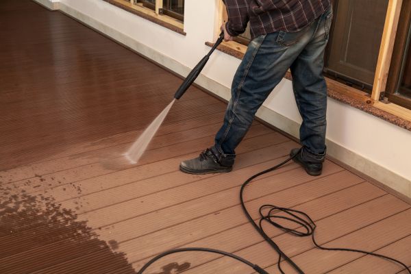 Veranda Cleaning in Mason