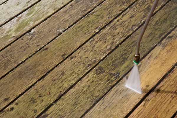 Deck Mold Removal in Mason